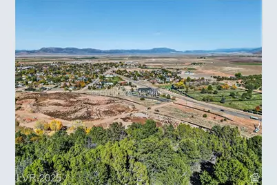 390 E 300 S #3A, Parowan, UT 84761 - Photo 34