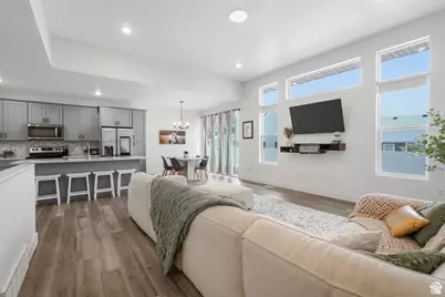 779 N 560 E, Tooele, UT 84074 - Photo 4