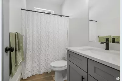 779 N 560 E, Tooele, UT 84074 - Photo 16