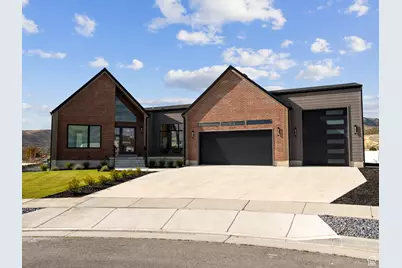 7371 W Summit Crest Cir, Herriman, UT 84096 - Photo 2