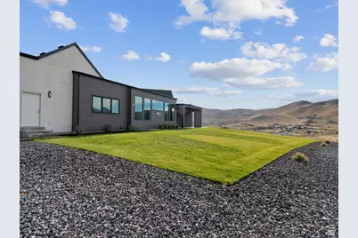 7371 W Summit Crest Cir, Herriman, UT 84096 - Photo 48