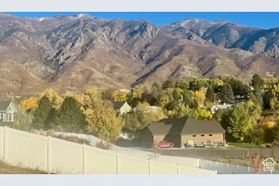 1340 E Hollyhock Way, Layton, UT 84040 - Photo 12