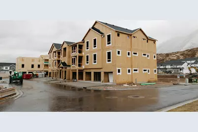 4661 S Poplar Way #R302, Mapleton, UT 84664 - Photo 2