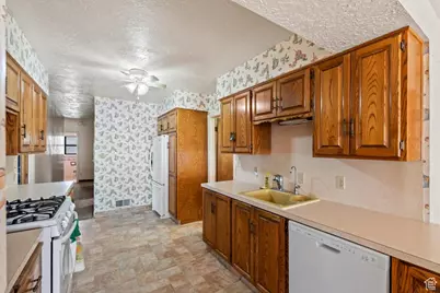 303 S Center St, Fielding, UT 84311 - Photo 12