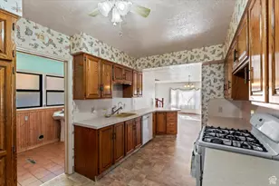 303 S Center St, Fielding, UT 84311 - Photo 14