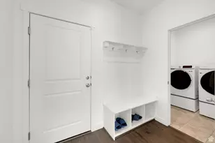 8719 W Beckville Dr, Magna, UT 84044 - Photo 8