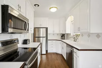 326 E 6815 S, Midvale, UT 84047 - Photo 12