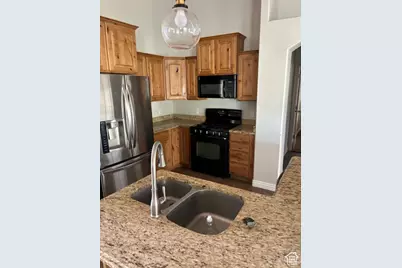 6967 N Comanche St, Eagle Mountain, UT 84005 - Photo 4