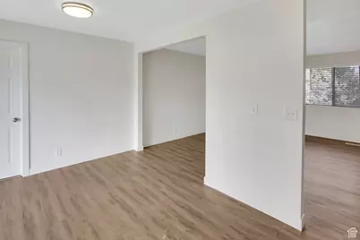 3869 W Detevis Cir, West Valley, UT 84120 - Photo 10