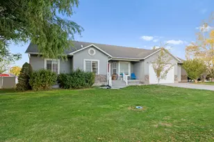 1010 S Anna Ekins Memorial Ln, Genola, UT 84655 - Photo 22
