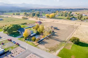 1010 S Anna Ekins Memorial Ln, Genola, UT 84655 - Photo 36