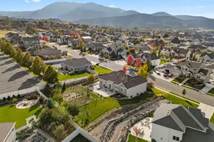 898 N Burke Ln, Elk Ridge, UT 84651 - Photo 38