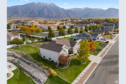 898 N Burke Ln, Elk Ridge, UT 84651 - Photo 36