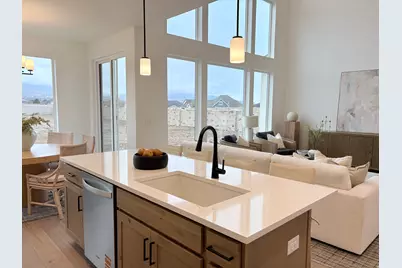974 E 400 N #1, Salem, UT 84653 - Photo 6