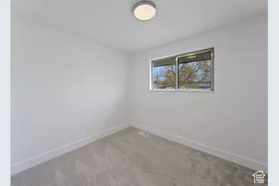 704 W Daisy Ln S, Murray, UT 84123 - Photo 14