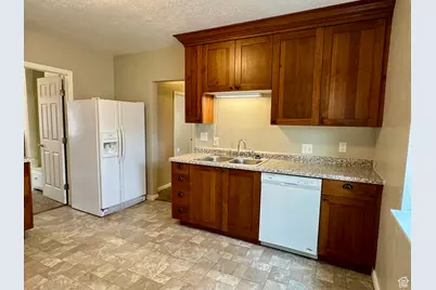 294 S 300 W, Delta, UT 84624 - Photo 8
