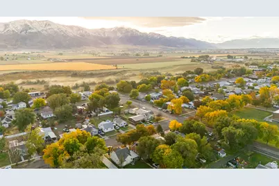 360 S 100 W, Tremonton, UT 84337 - Photo 42
