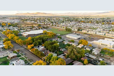 360 S 100 W, Tremonton, UT 84337 - Photo 44