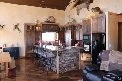 3478 S Porcupine Cir, Garden City, UT 84028 - Photo 14