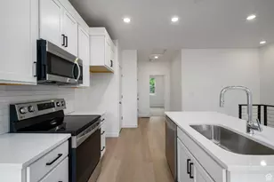 436 N Bishop Pl, Salt Lake City, UT 84103 - Photo 8