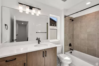 370 N Liberty Cove Dr #5, Ogden, UT 84404 - Photo 16