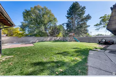 2067 W 4750 S, Roy, UT 84067 - Photo 30