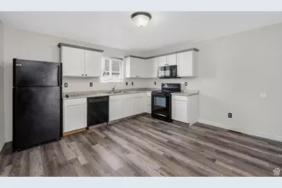 740 E 125 N, Vineyard, UT 84059 - Photo 8