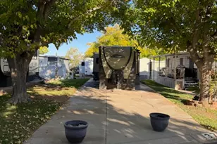 1150 W Red Hills Pkwy, Washington, UT 84780 - Photo 1