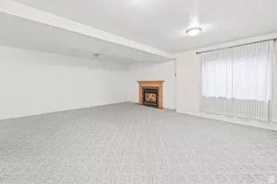 558 S Oak Ln E, Tooele, UT 84074 - Photo 14