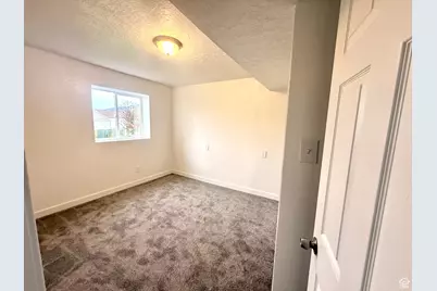 475 E 1310 N, Tooele, UT 84074 - Photo 30