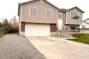 475 E 1310 N, Tooele, UT 84074 - Photo 2