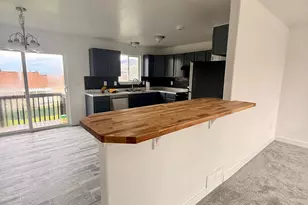 475 E 1310 N, Tooele, UT 84074 - Photo 10