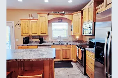 312 S Park Place Dr, Roosevelt, UT 84066 - Photo 12