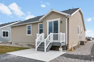 674 W Junegrass Ln, Stansbury Park, UT 84074 - Photo 4