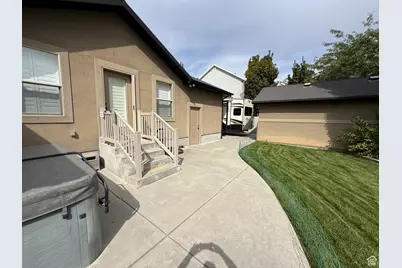 818 N 2625 W, Layton, UT 84041 - Photo 58
