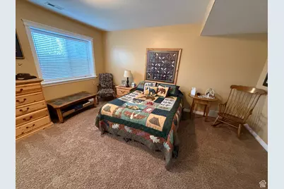 818 N 2625 W, Layton, UT 84041 - Photo 32