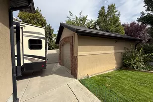 818 N 2625 W, Layton, UT 84041 - Photo 64