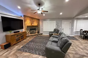 818 N 2625 W, Layton, UT 84041 - Photo 18