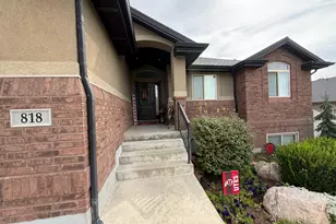 818 N 2625 W, Layton, UT 84041 - Photo 4