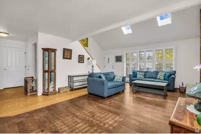 5200 S Clover Meadow Dr, Murray, UT 84123 - Photo 4