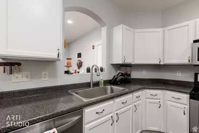 182 W Springview Dr, Saratoga Springs, UT 84045 - Photo 12