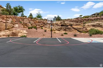 2240 E Cobalt Dr #9, Saint George, UT 84790 - Photo 40