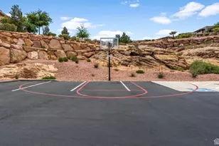 2240 E Cobalt Dr, Saint George, UT 84790 - Photo 40