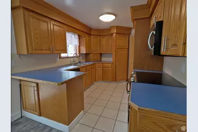 2382 N 770 W, Clinton, UT 84015 - Photo 6