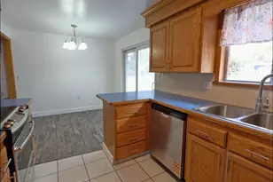 2382 N 770 W, Clinton, UT 84015 - Photo 8