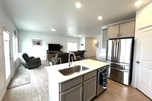 424 W Domain Ln S, Grantsville, UT 84029 - Photo 10