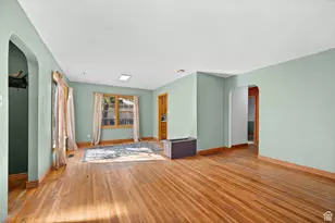 356 W 1700 S, Salt Lake City, UT 84115 - Photo 4