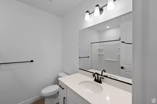 12677 S Glacier Trail Ln, Herriman, UT 84096 - Photo 32