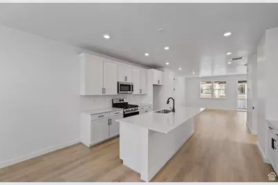 12677 S Glacier Trail Ln #128, Herriman, UT 84096 - Photo 4