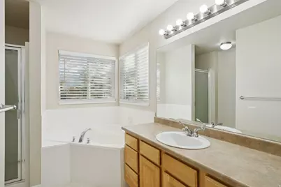 876 N Fox Run Dr, Tooele, UT 84074 - Photo 10